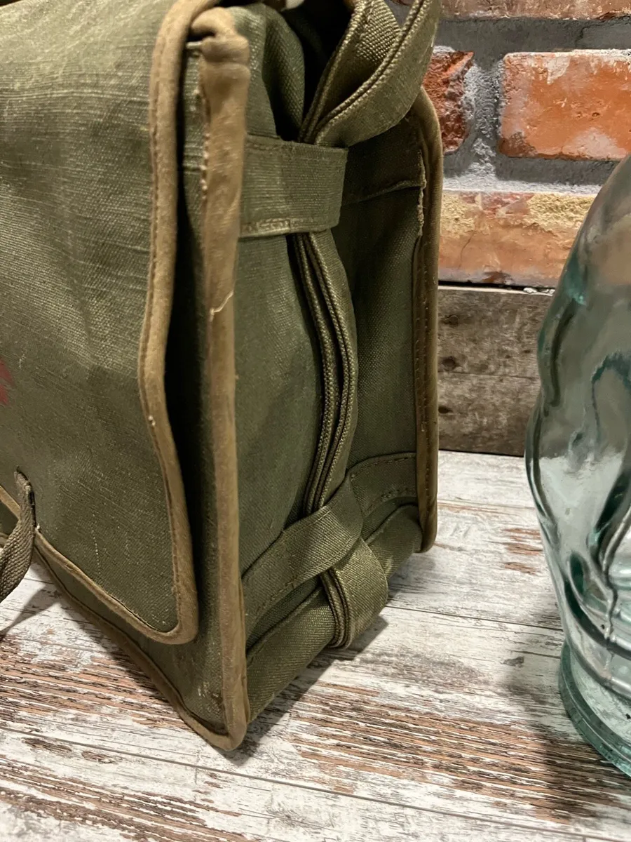 Vintage army bag - Image 2