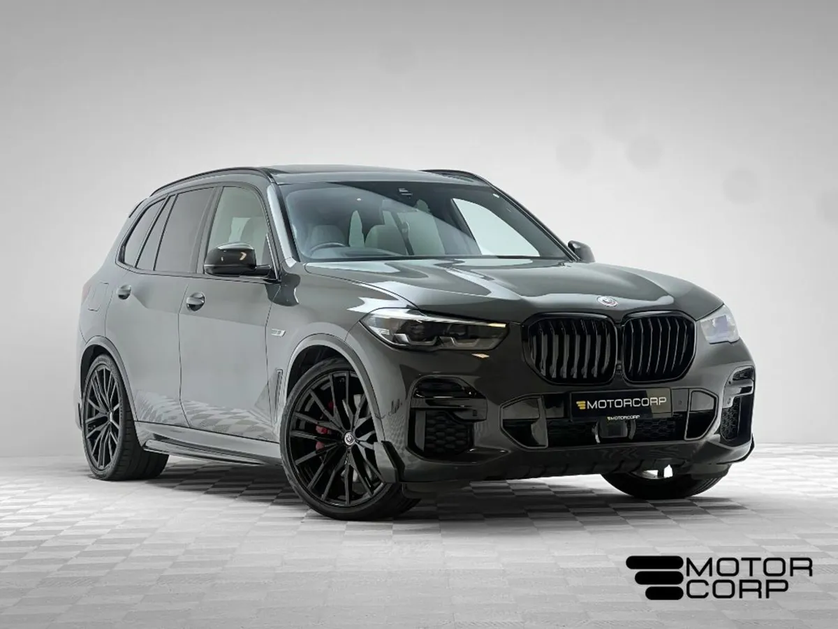 BMW X5 45E M SPORT XDRIVE PAN ROOF CARBON PACK - Image 1