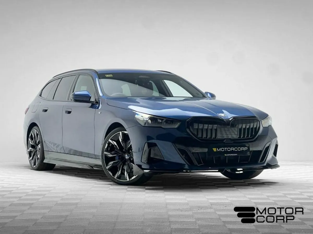 BMW 5-Series 530E M SPORT TOURING - Image 1