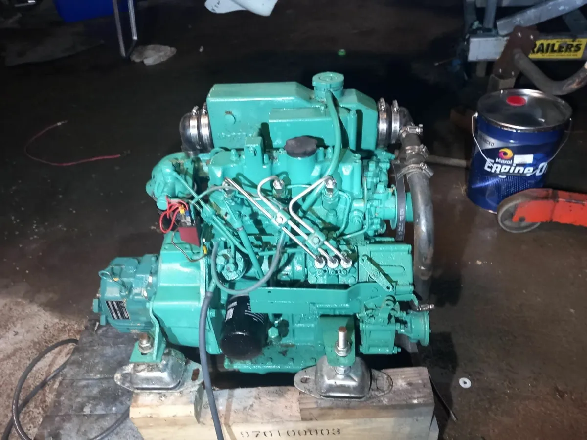 volvo 2030 marine diesel - Image 1