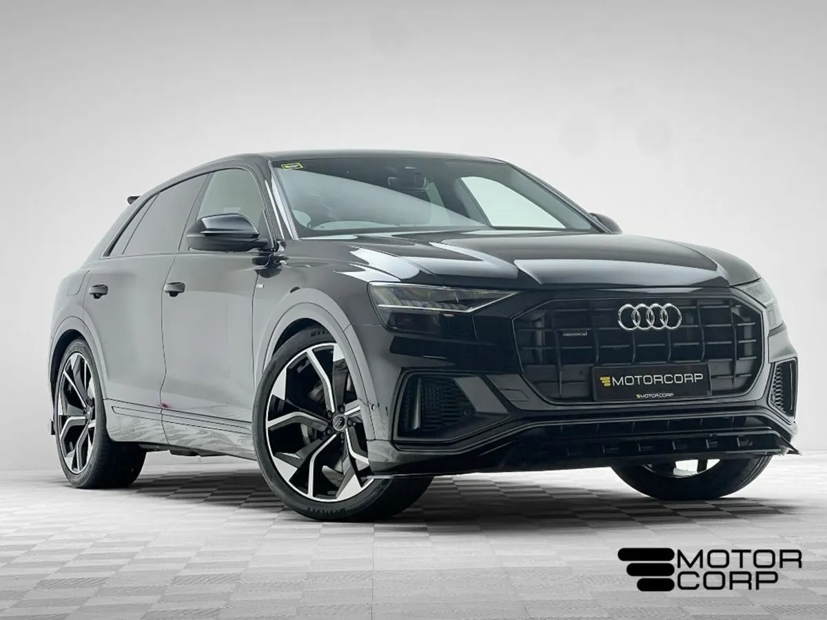 Audi Q8 55 TFSI E S LINE BLACK ED 381HP QUATTRO - Image 1