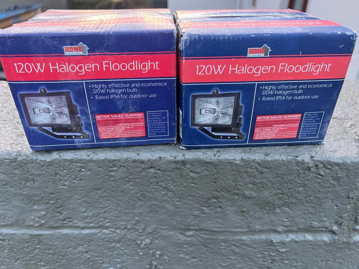 Halogen lights - Image 1