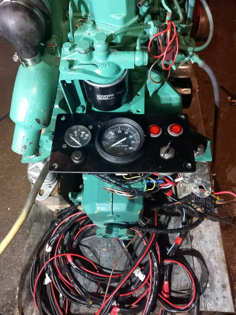 volvo 2030 marine diesel - Image 2
