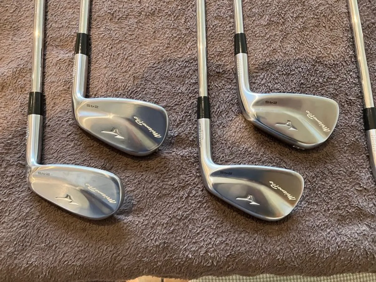 Mizuno MP 245 Irons 4-GW Regular - Image 3