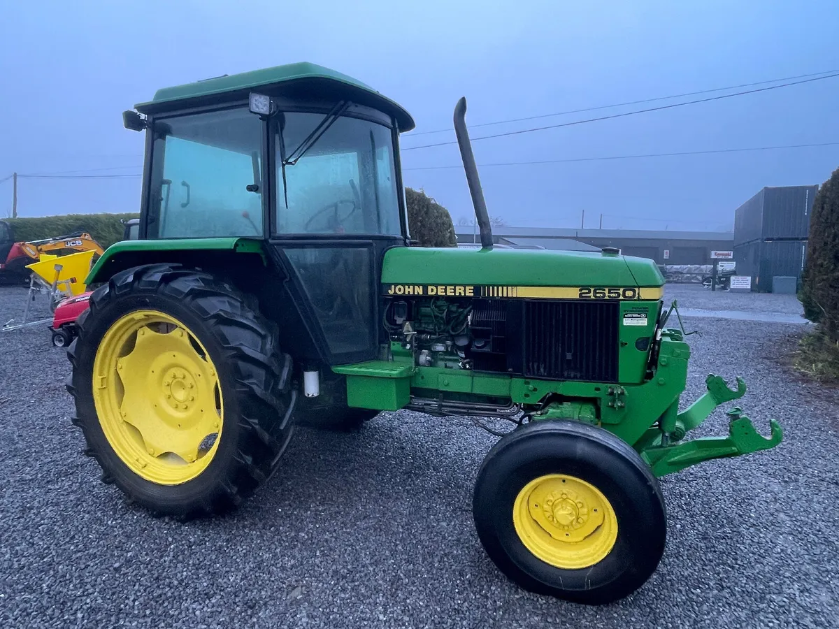 John Deere 2650 2 wheel drive - Image 3