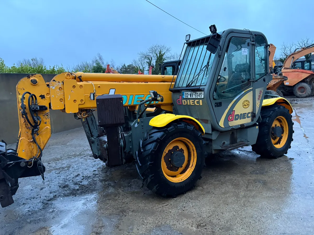 2002 Dieci 12 metre telehandler - Image 1