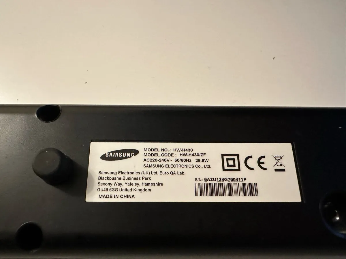 Samsung HW-H430 Soundbar + wireless Subwoofer - Image 4