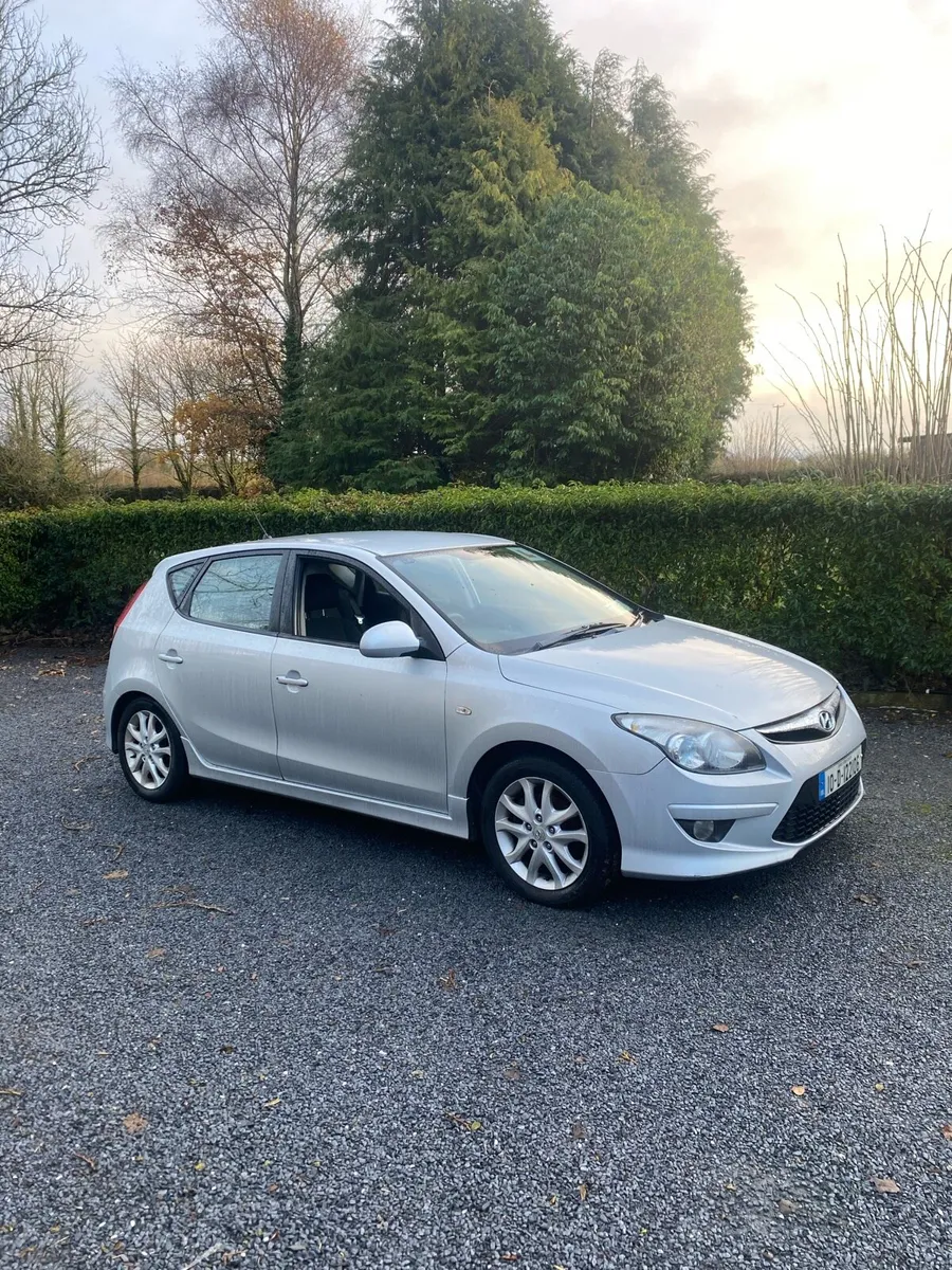 2010 Hyundai i30 - Image 1