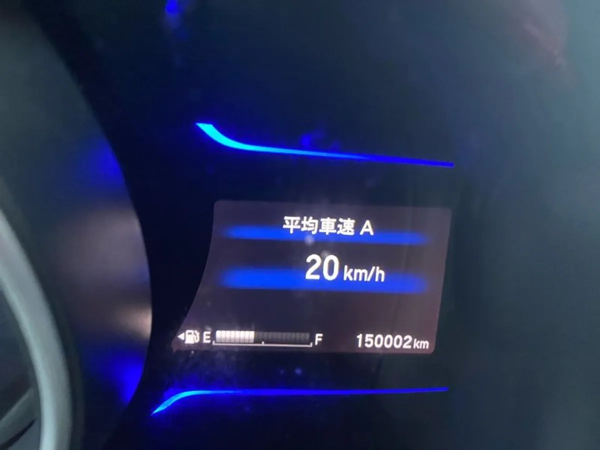 2016 Honda Fit, Hybrid, Reverse Camera, Parking Sensors - Image 4