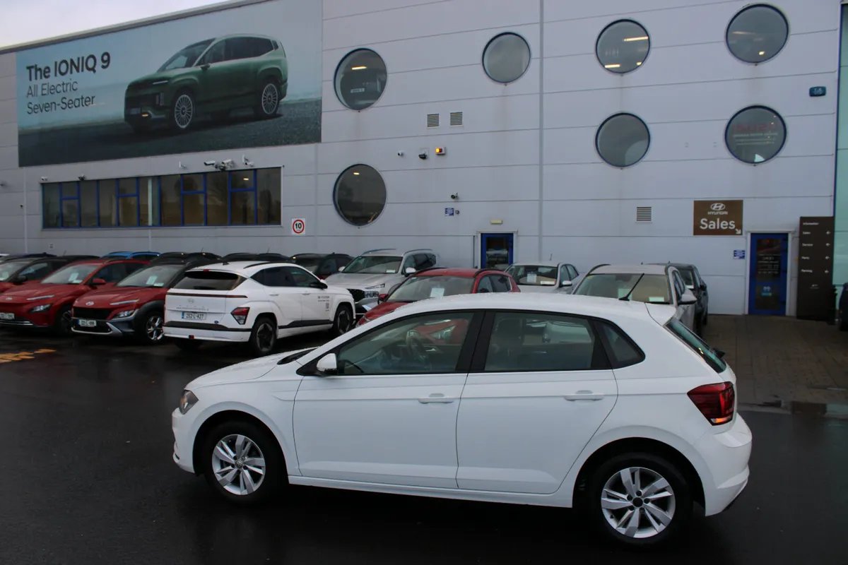 Volkswagen Polo 2019 - Image 2