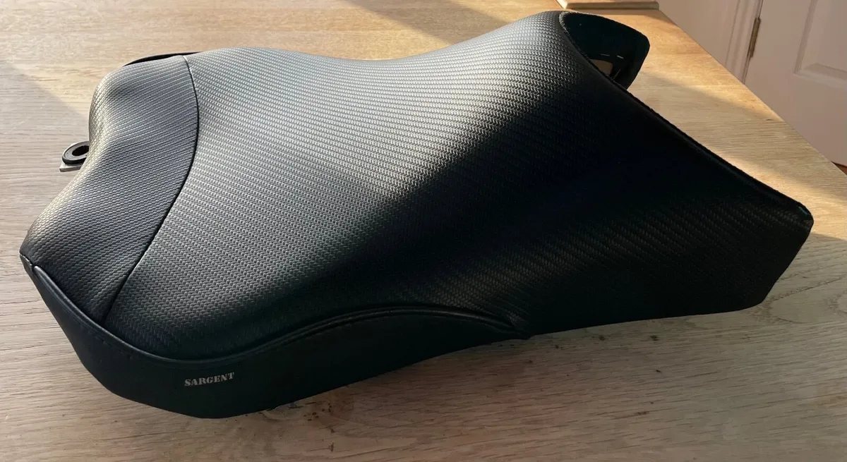 Sargent seat for Kawasaki SX1000 - Image 1