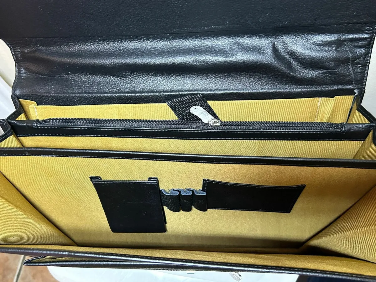 Leather Briefcase for Men Business Messenger Bag - Image 3