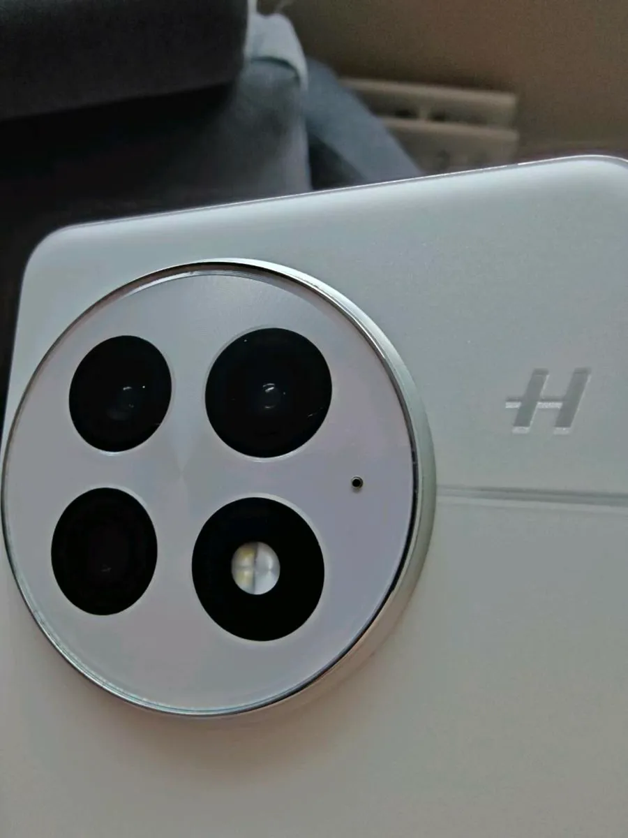 OnePlus 13, 512/16, Artic Dawn,EU phone & Receipt - Image 4