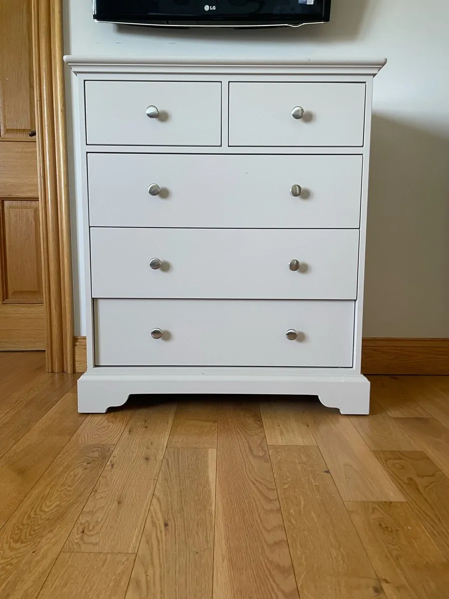 Bedroom set - Image 4