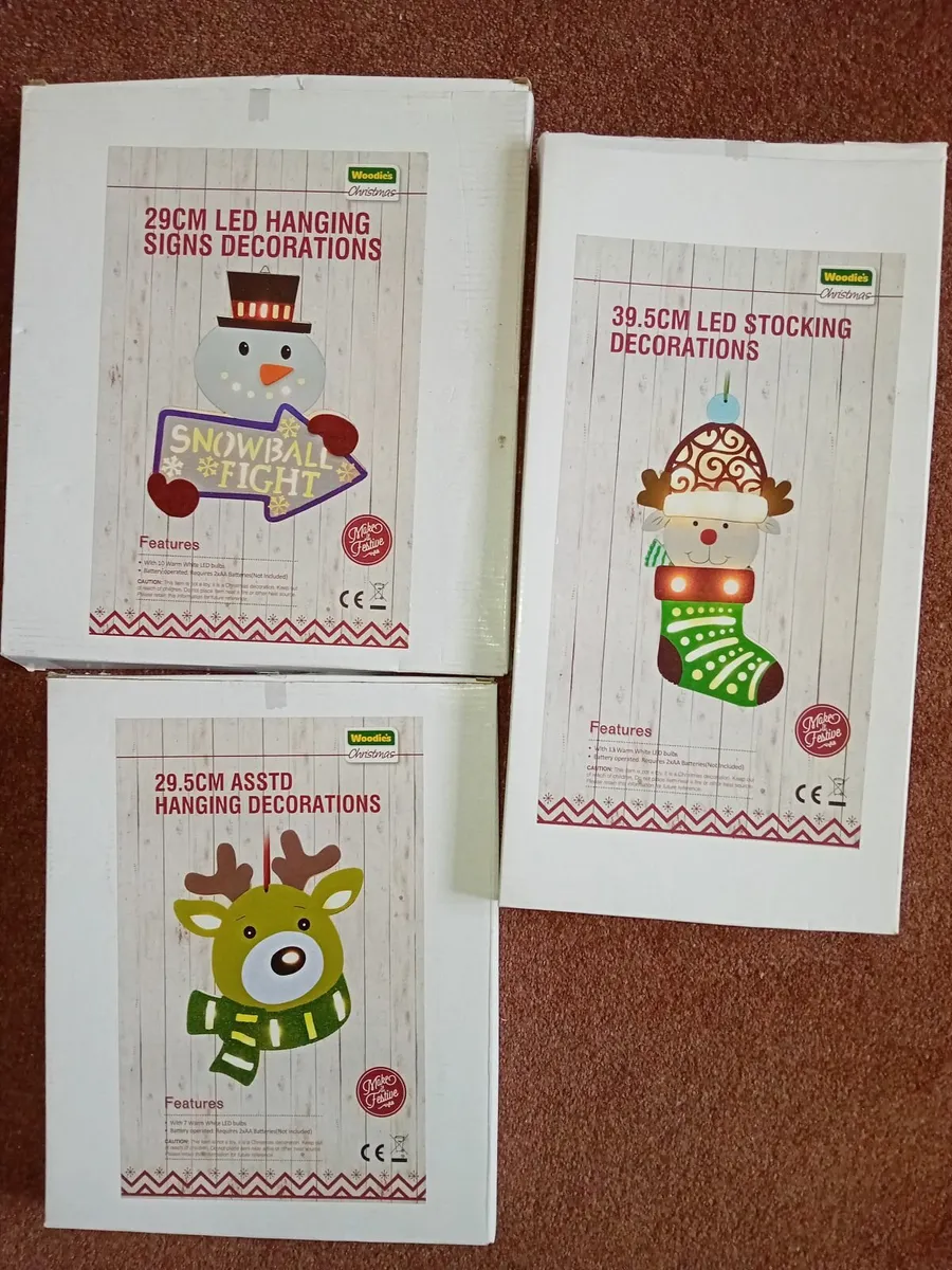 Christmas window decorations - Image 1