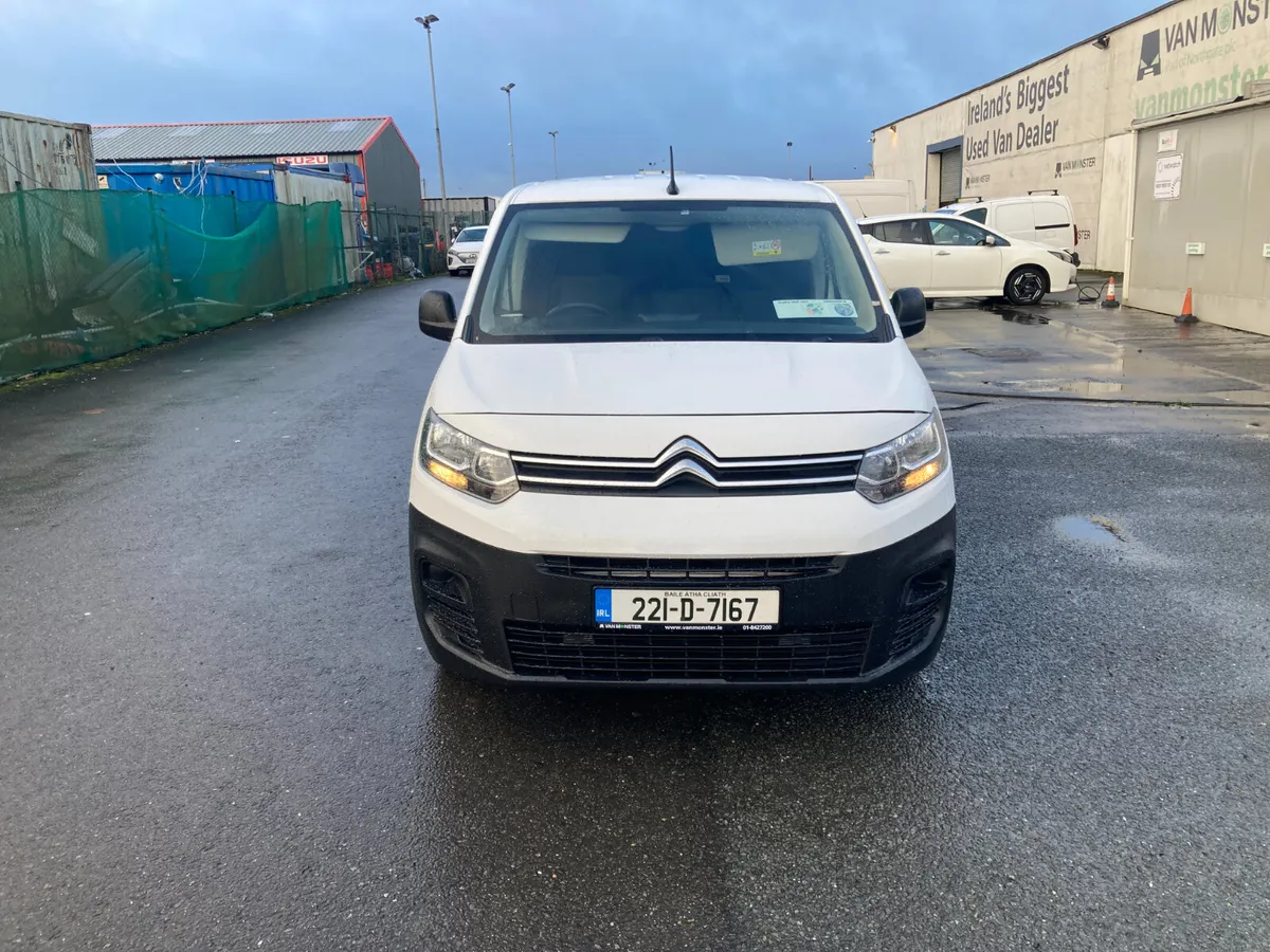 Citroen Berlingo 2022 - Image 2