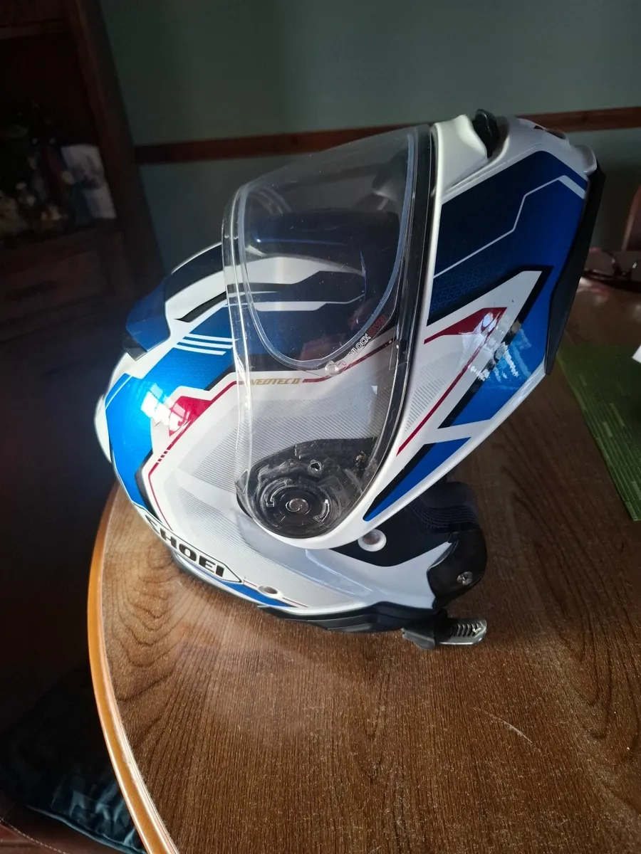 Motorcycle Helmet - Image 3