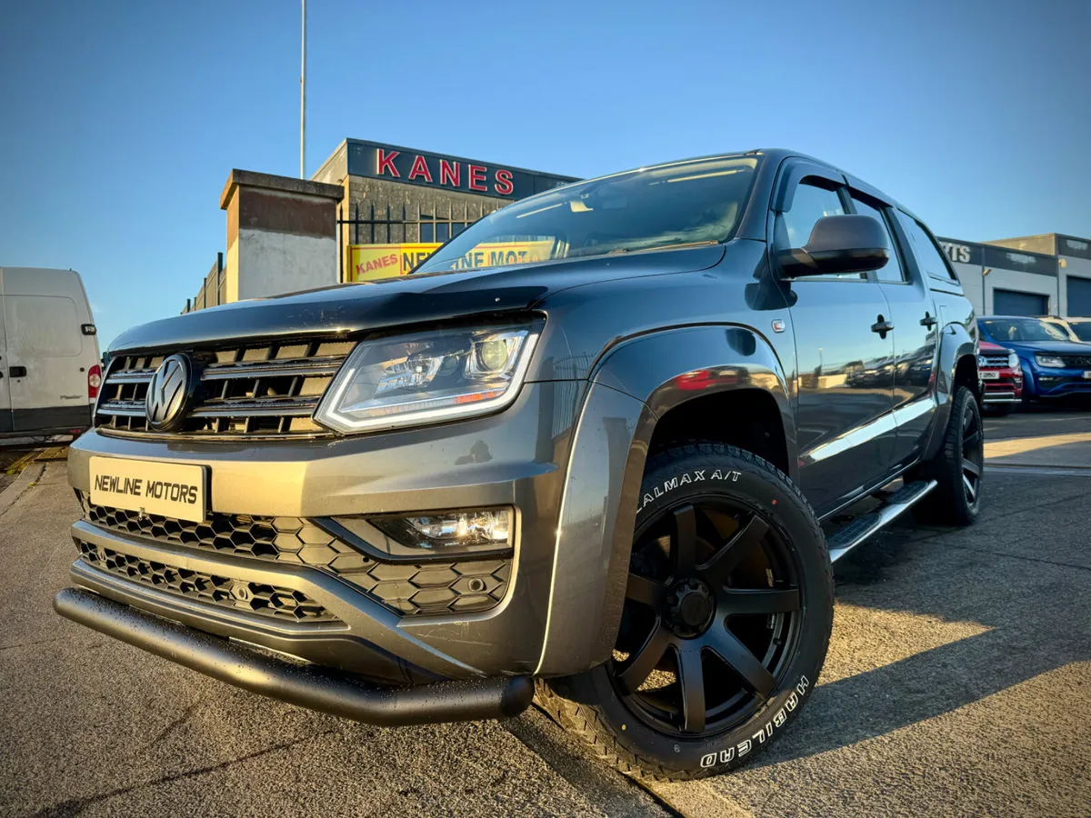 2020 Volkswagen Amarok 32K MILES!! BLACK EDITION!! - Image 4