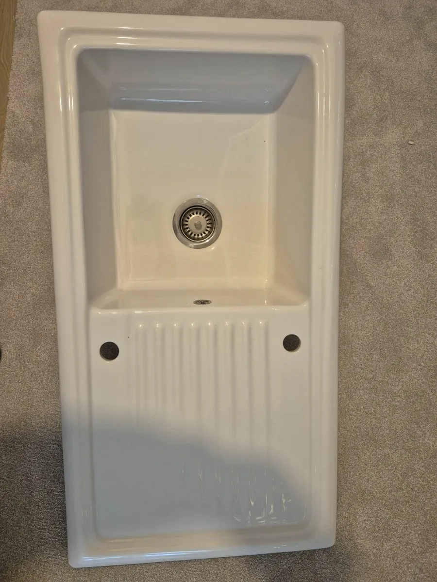 Kitchen sink - Image 2