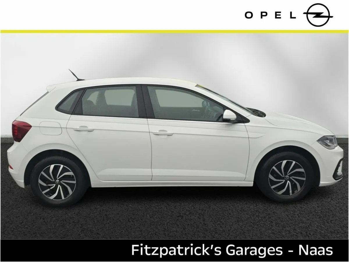 Volkswagen Polo 1.0 Life DSG (Price includes €1,00 - Image 4