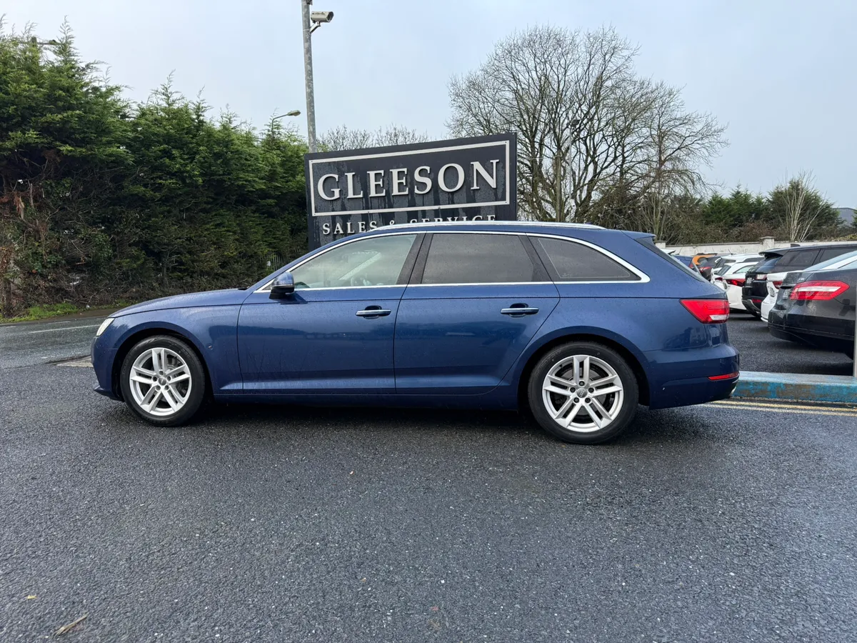 162 Audi A4 SE Ultra 2.0TDi Estate- Low Mileage - Image 2