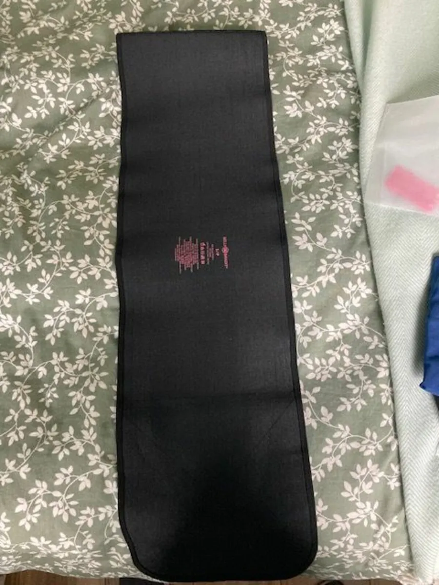 Belly Bandit Belly Wrap- Size Small - Image 1