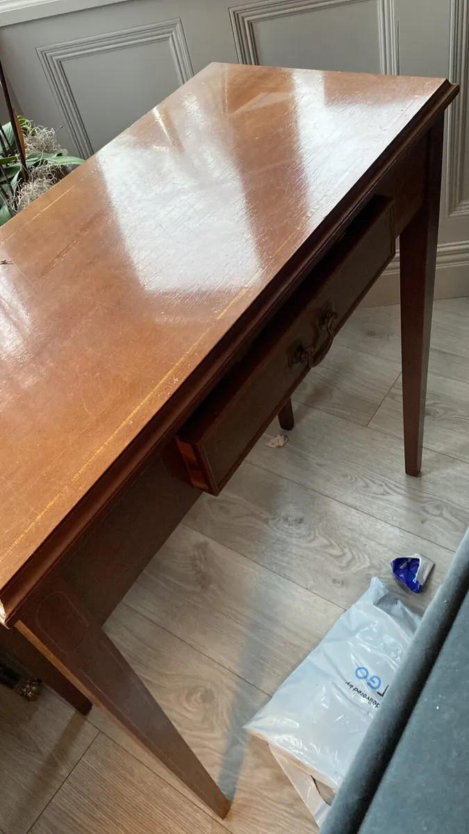 Hall table very good Condition free - Image 3