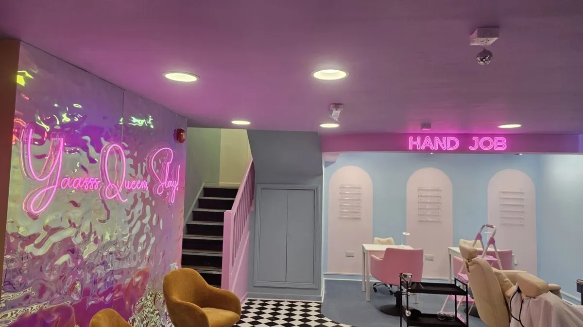 Premium 3D LED Neon Signs – Handmade - Image 2