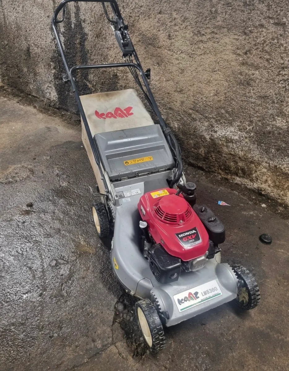 Commercial Lawnmower - Image 2