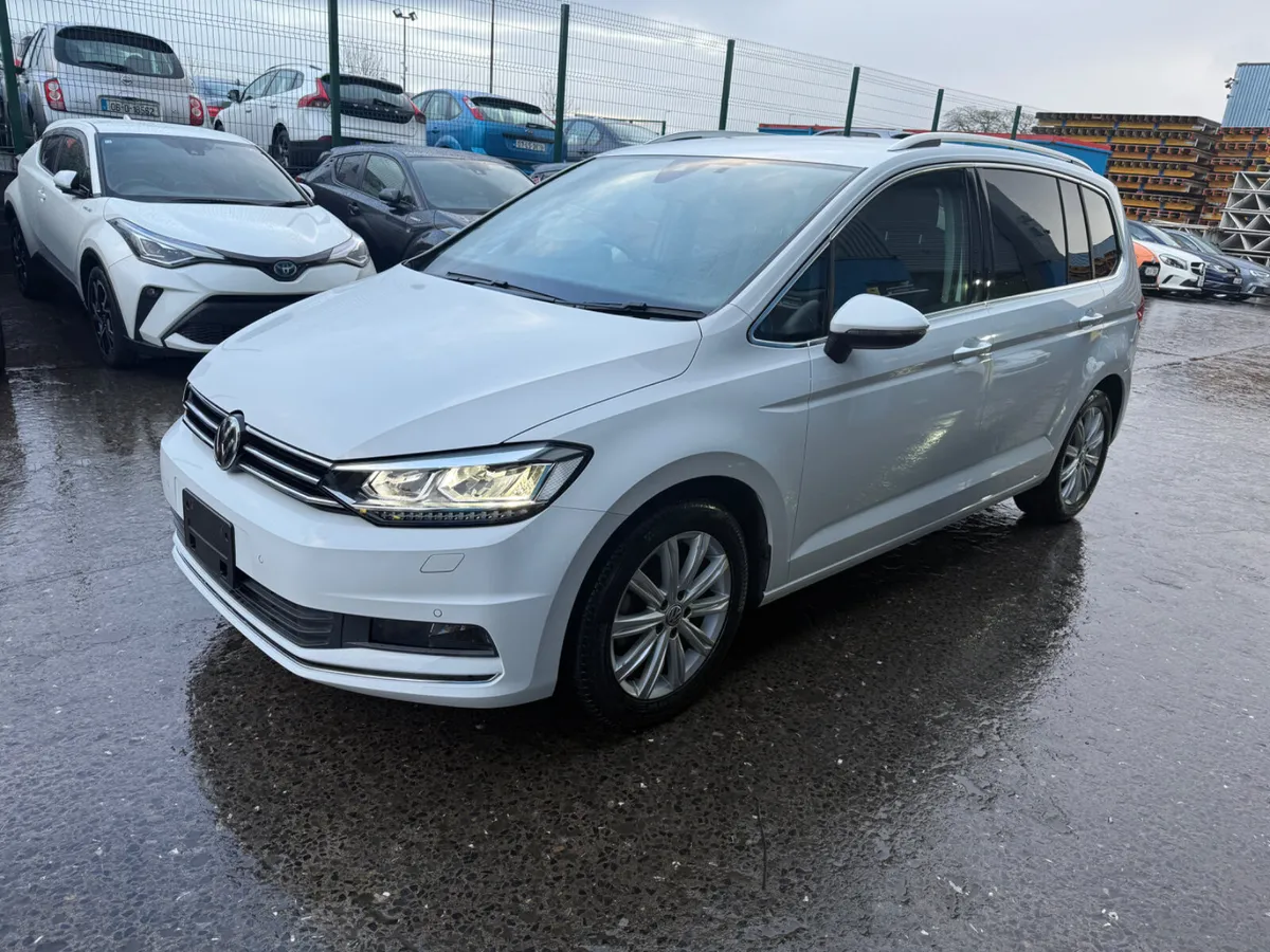 2018 Volkswagen Touran 1.4 TSI/Automatic 7 seater - Image 3