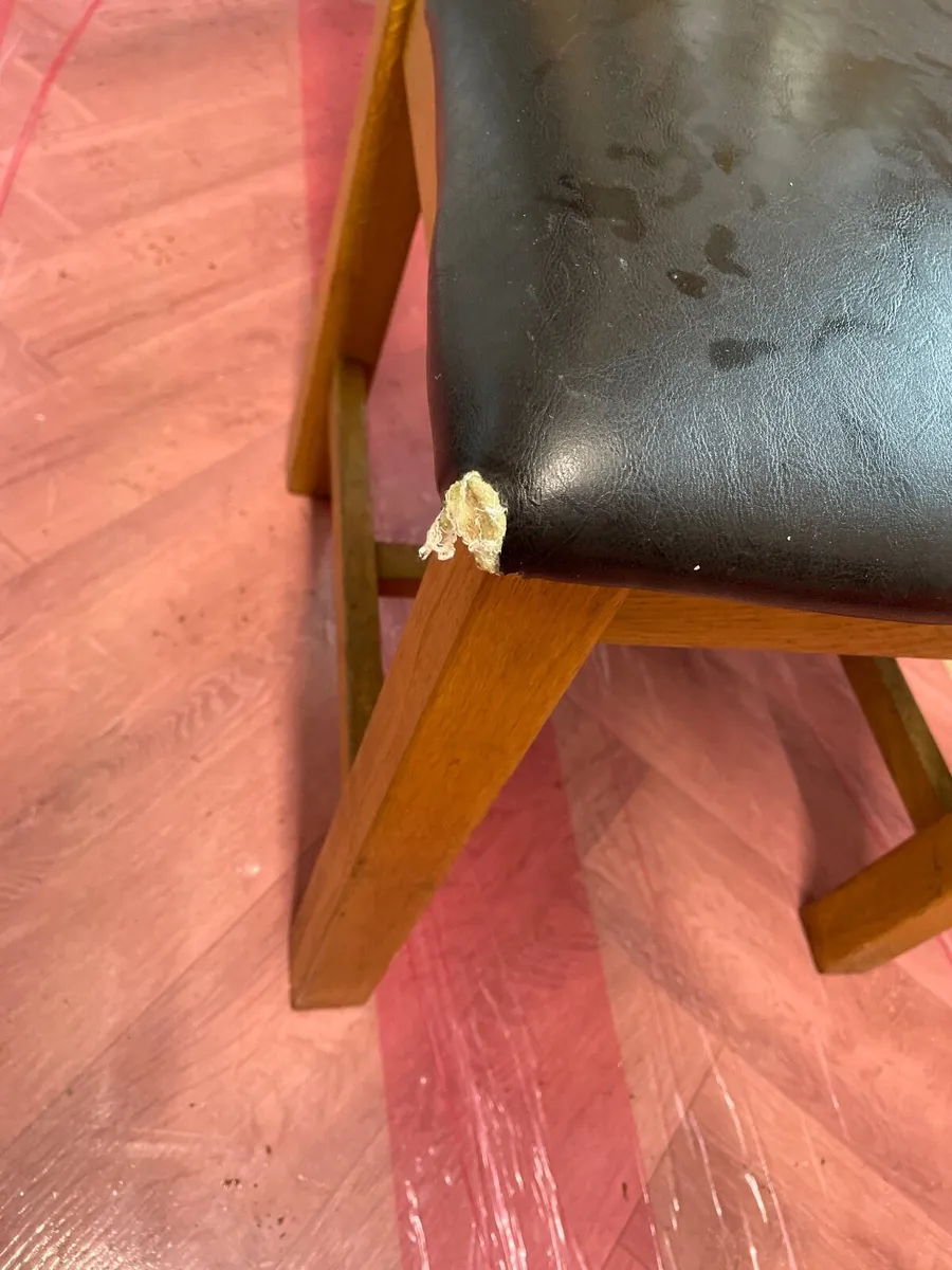 Kitchen table and chairs FREE - Image 2