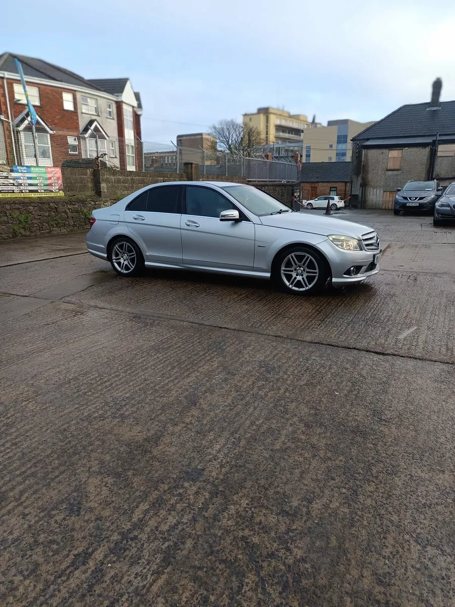 Mercedes c220 automatic 2010 no nct - Image 3
