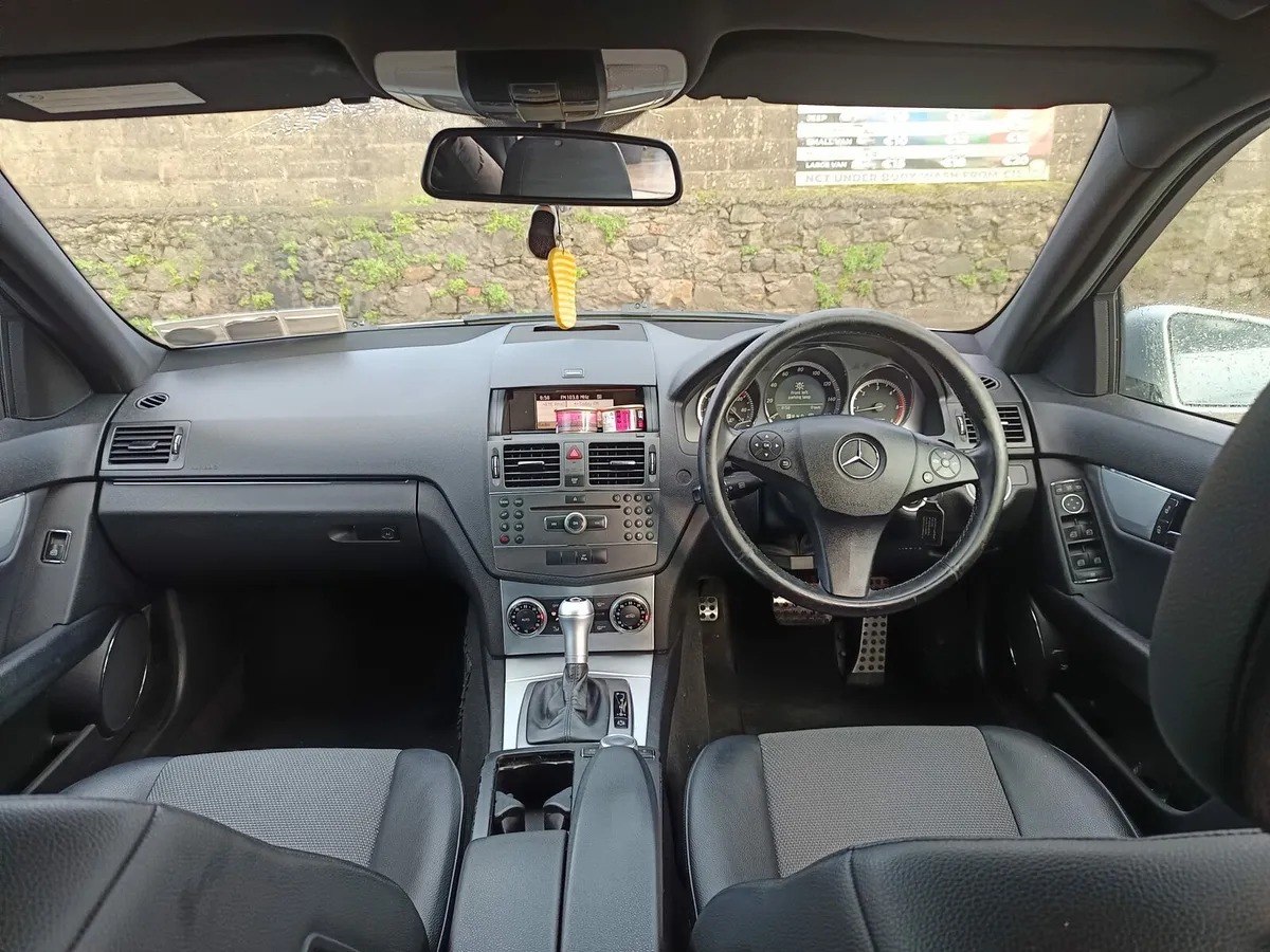 Mercedes c220 automatic 2010 no nct - Image 4