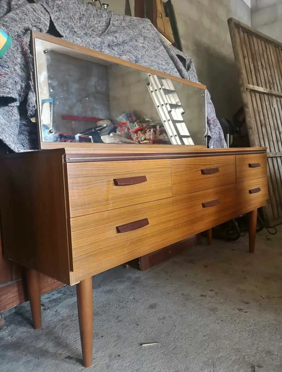 Midcentury sideboard dresser - Image 1