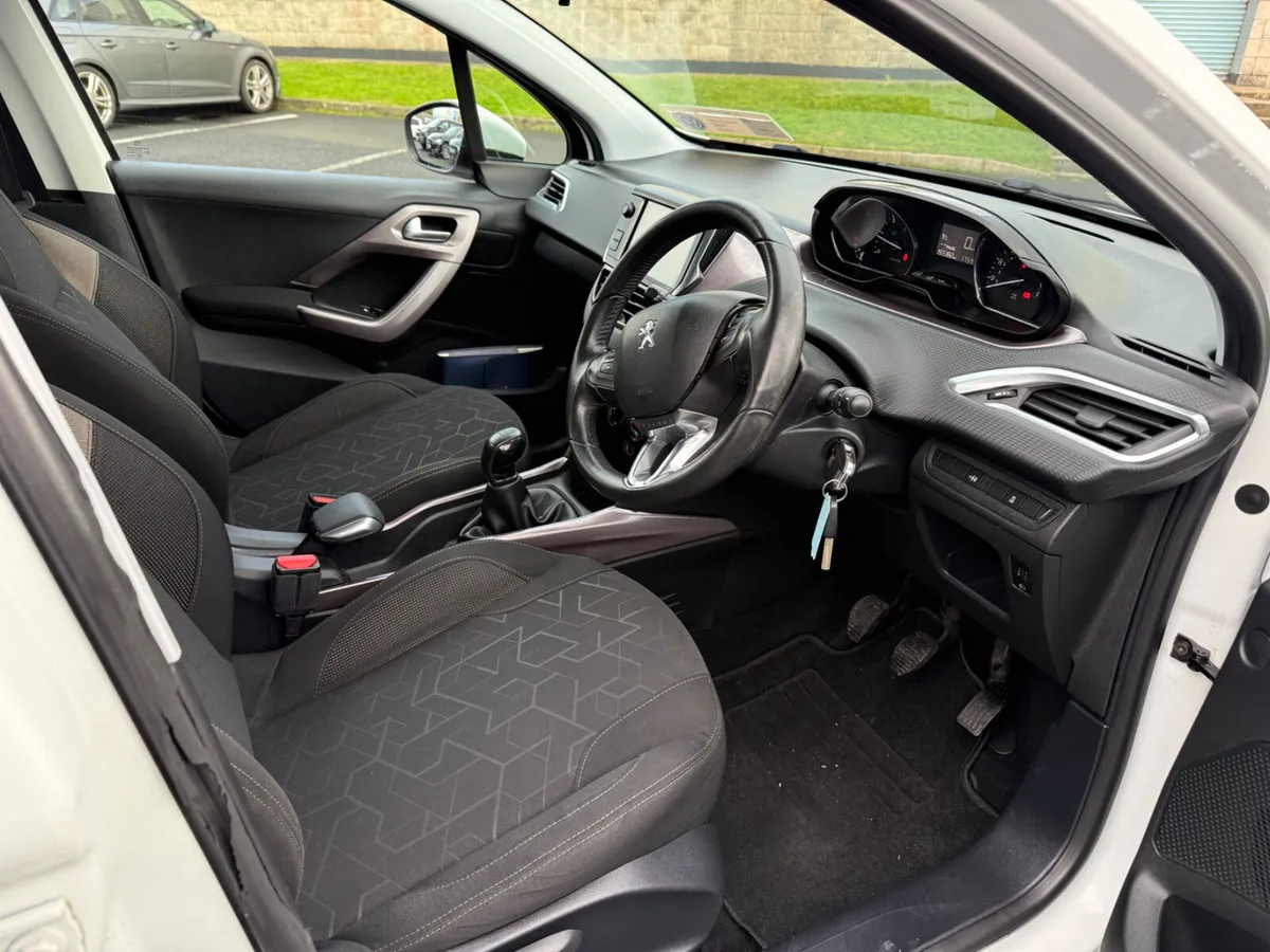 2014 Peugeot 2008 Diesel 1.4 - Image 4