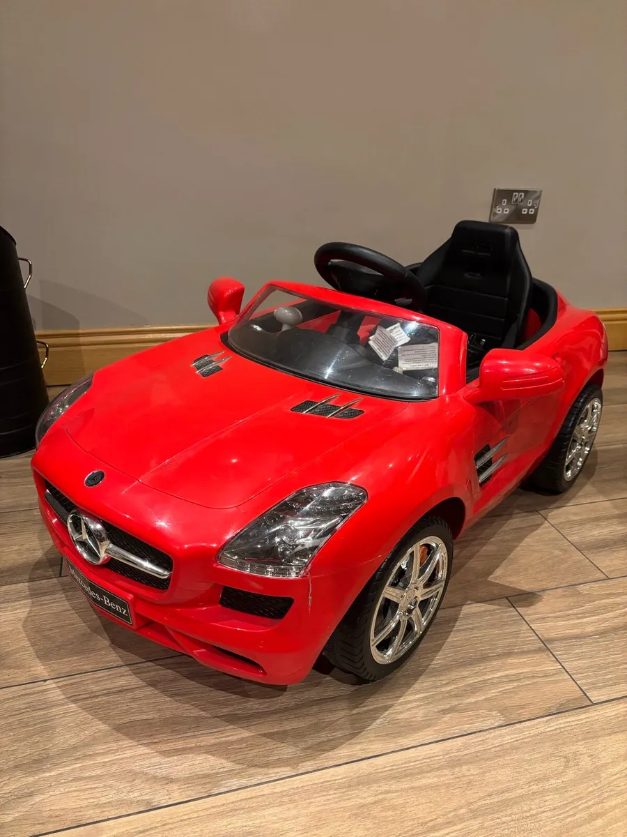 Mercedes ride on car - Image 1