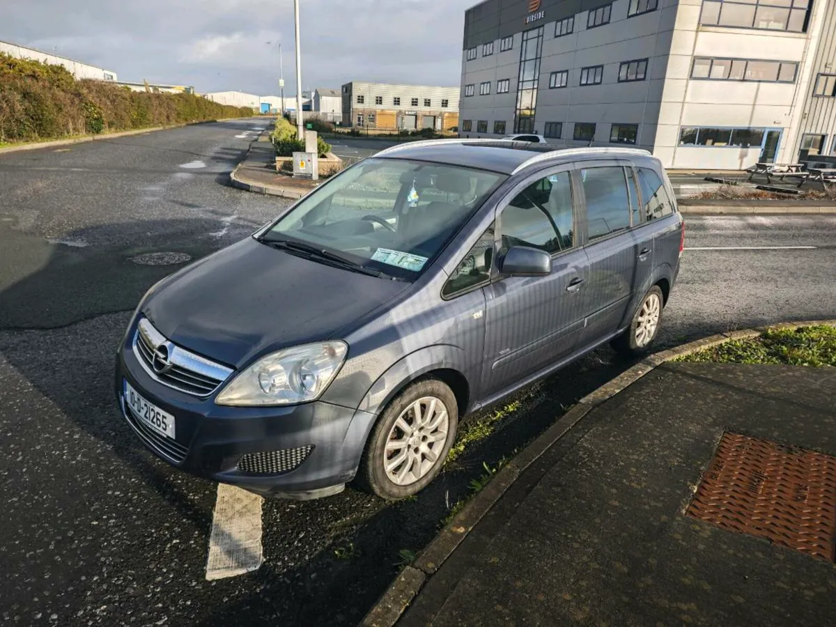 2010 open zafira , fresh nct and cheap tax - Image 2