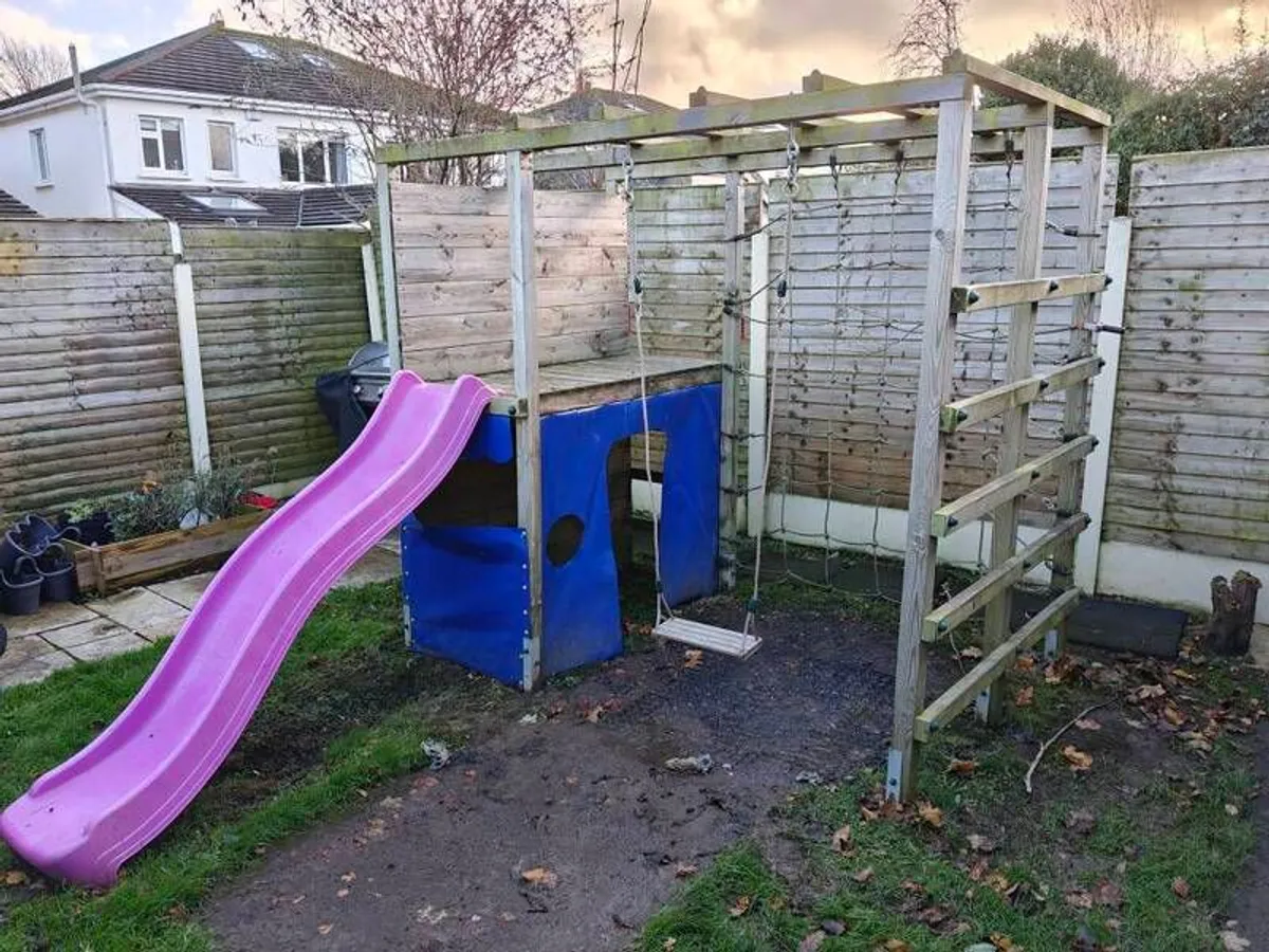 Kids Climbing Frame/Jungle Gym - Image 1