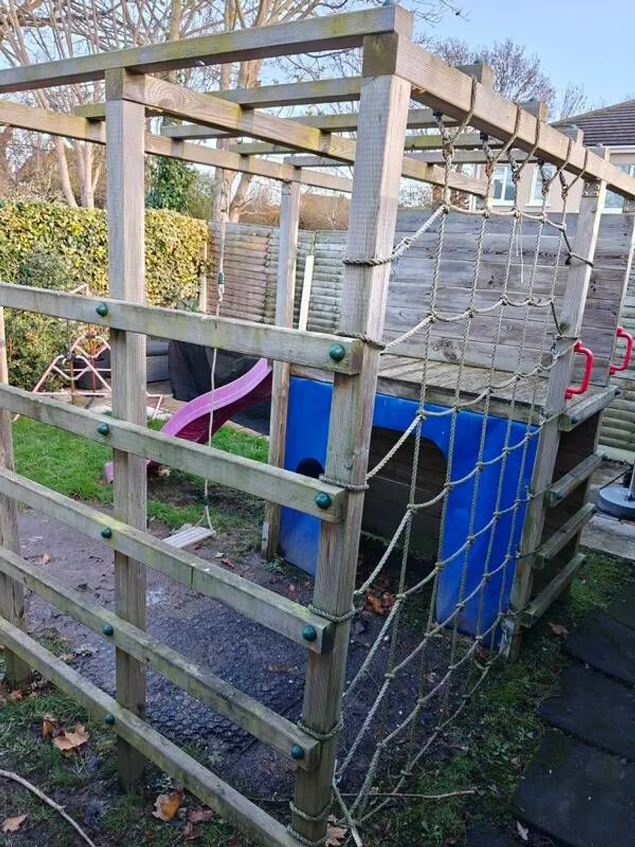 Kids Climbing Frame/Jungle Gym - Image 4