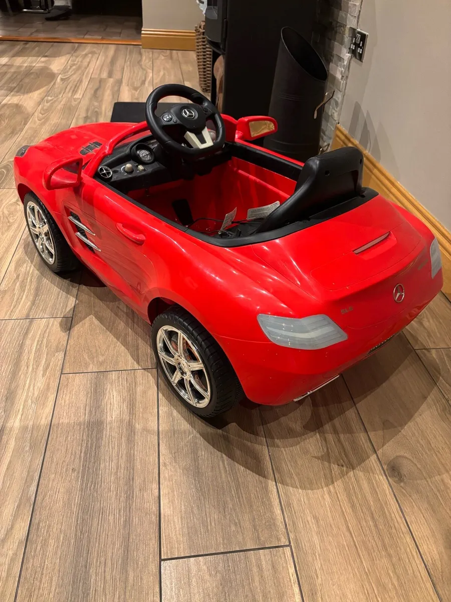 Mercedes ride on car - Image 3