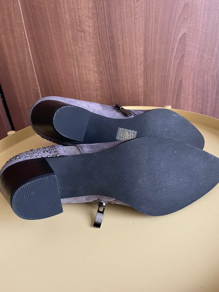 New ladies boots - Image 2