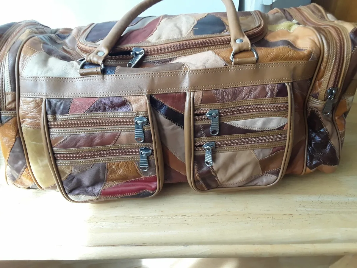 Beautiful pure leather patchwood large travel bag - Image 3