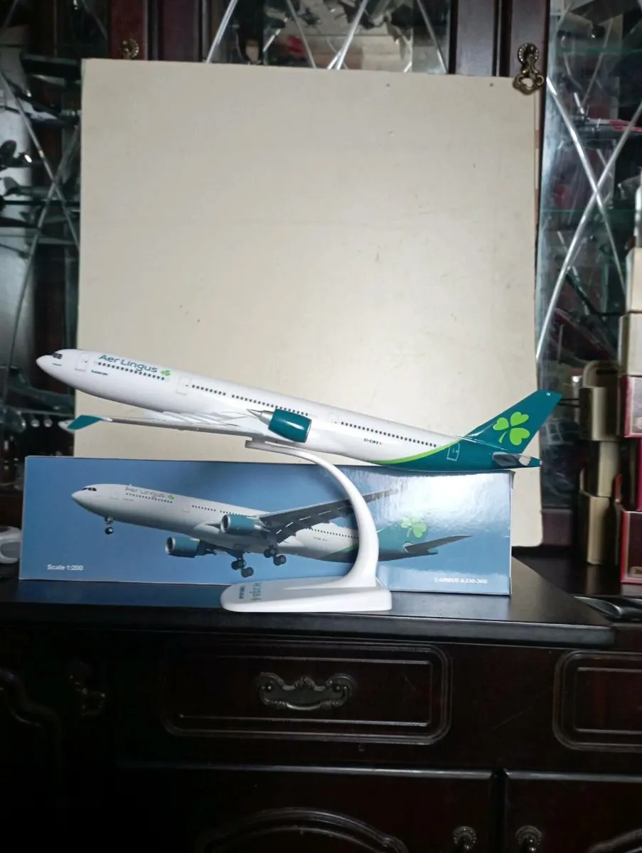 AIRBUS A330 300 LINGUS  EI-EIM - Image 1
