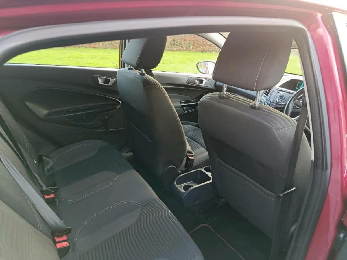 Ford fiesta 142 .1.25 petrol - Image 4
