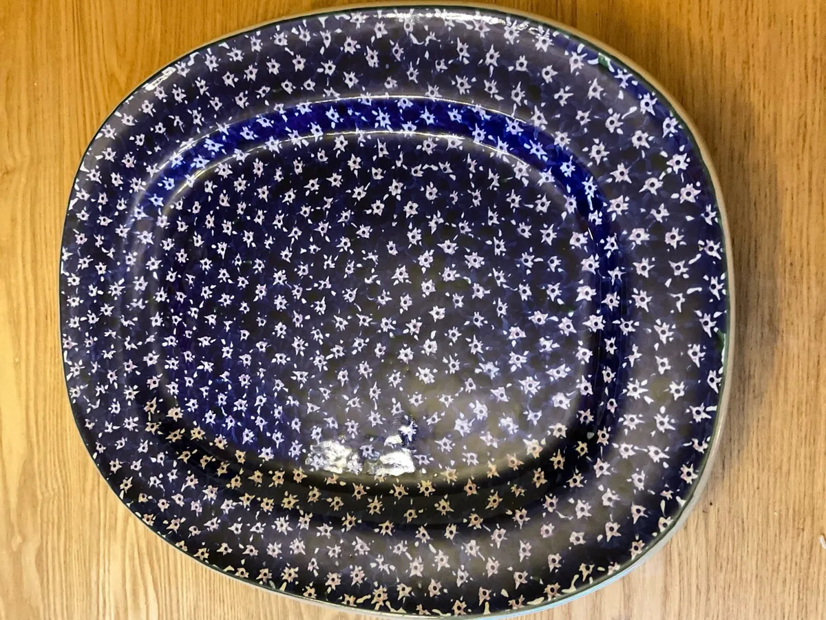 Nicholas Mosse large platter in dark blue lawn - Image 1