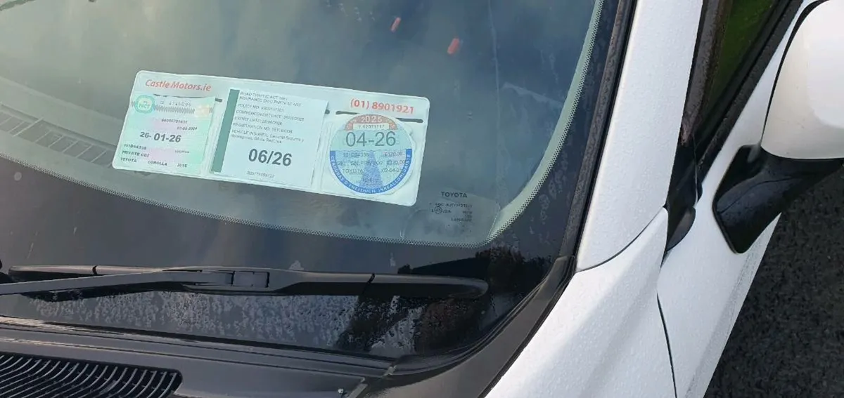 TOYOTA COROLLA ESTATE - Image 4