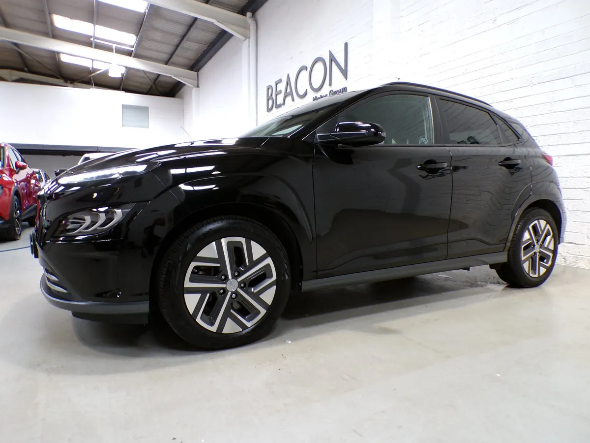 2021*64KWH HYUNDAI KONA PREMIUM EV*484KM RANGE*FUL - Image 4