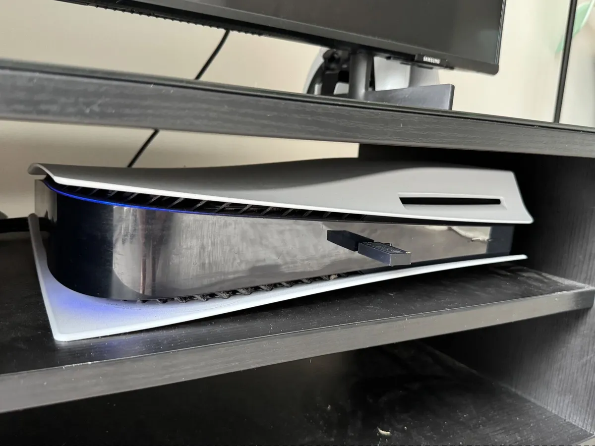 Sony PlayStation 5 + PlayStation accessories - Image 3