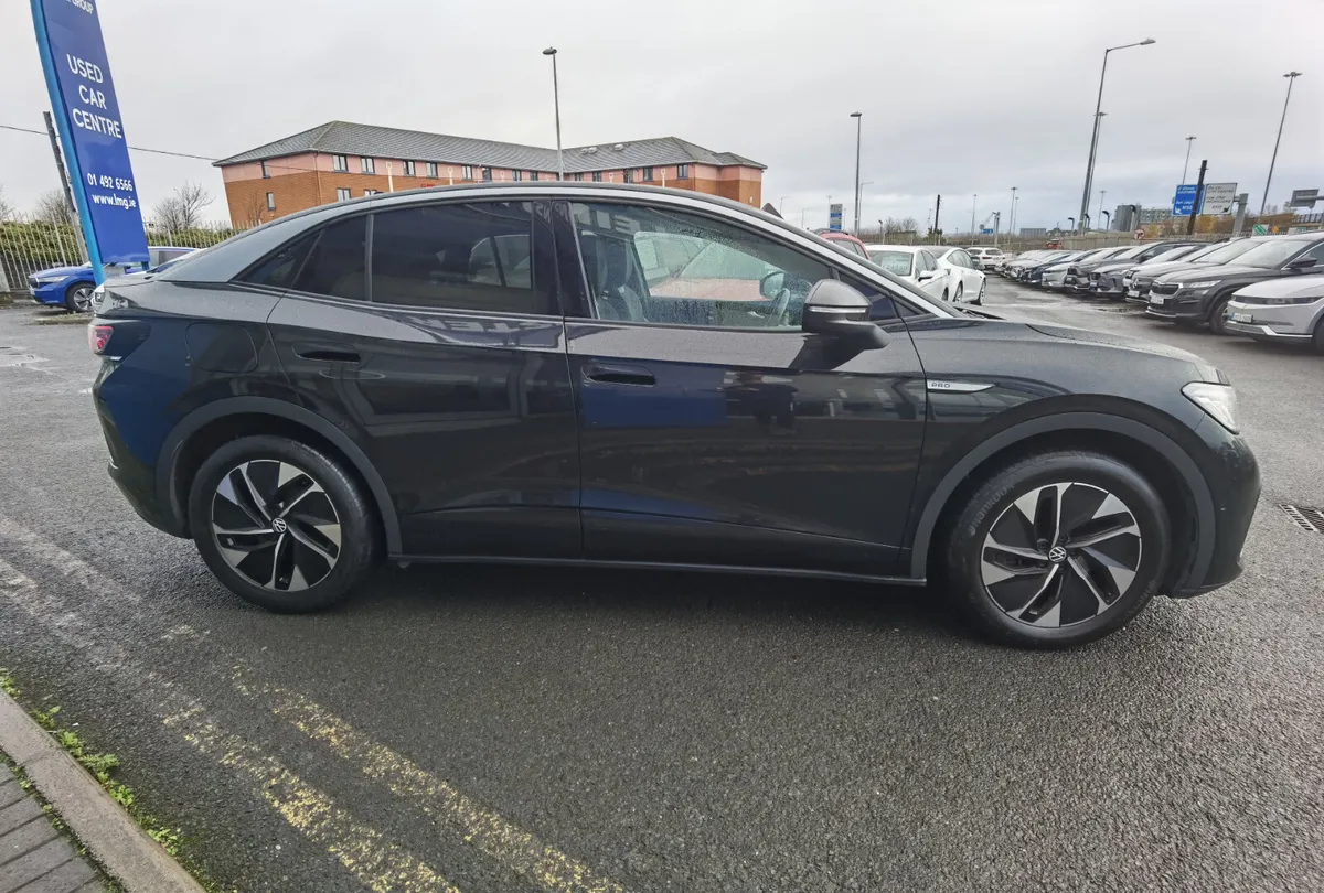 VOLKSWAGEN ID.5 77KWH PRO BUSINESS 174BHP - Image 4