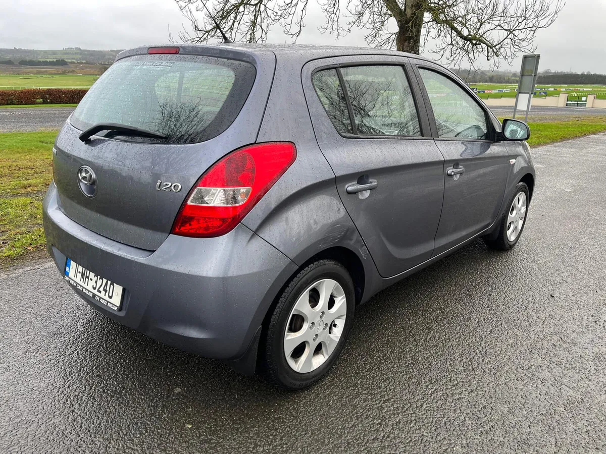 Hyundai i20 2011 low mileage Trade Sale - Image 3